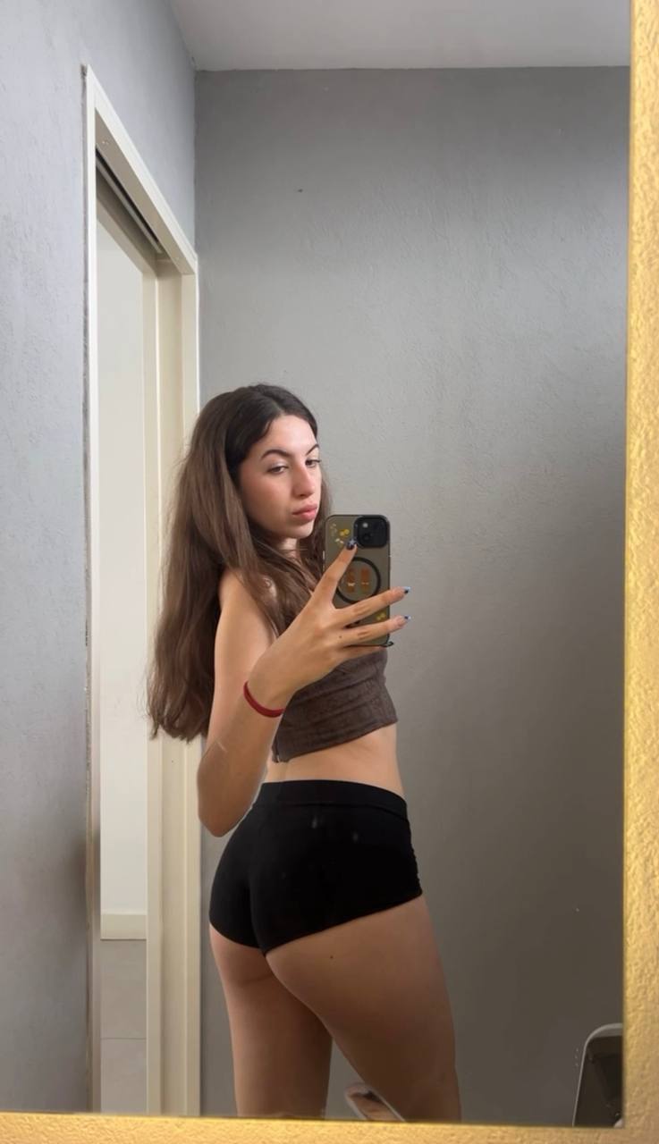 Amber in her underwear in Dili