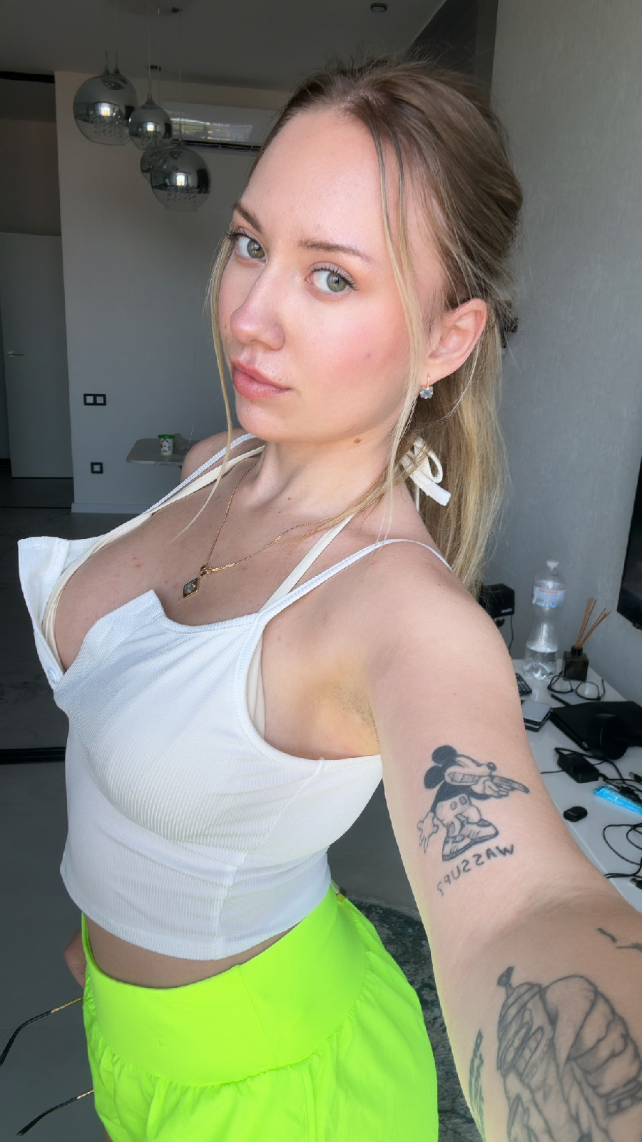 KateV in her underwear in Dili