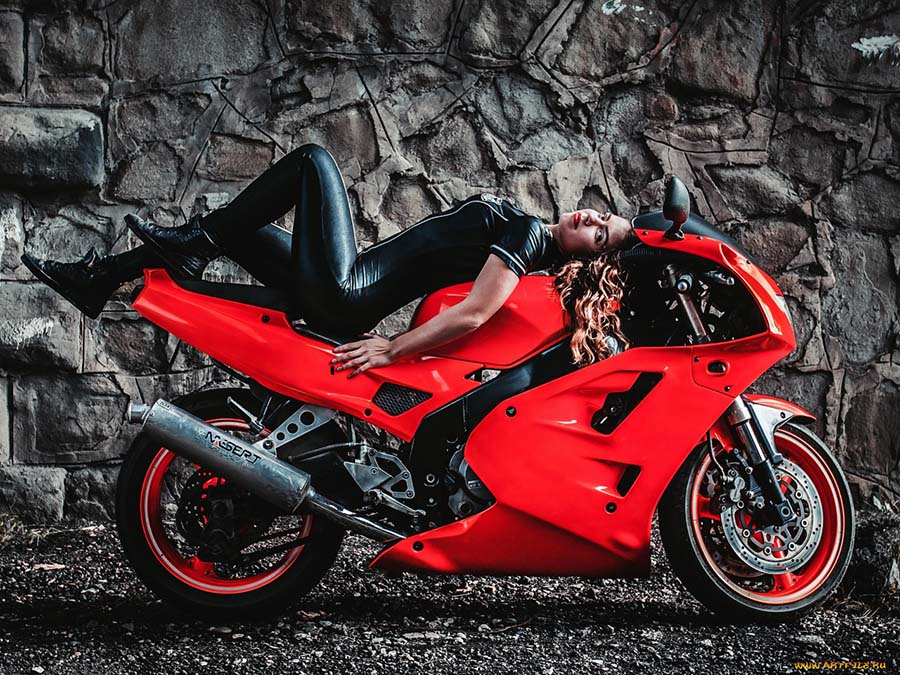 Beautiful girl Beautiful girls and motorcycles in Dili